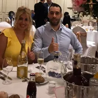 Vali Nebunu și Doina, soția sa, condamnați pentru că au intrat ilegal cu copilul în țară Foto: Facebook