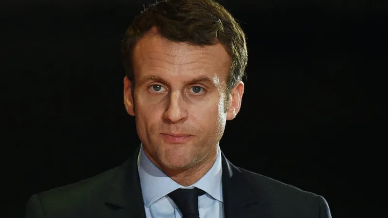 Președintele Franței îndeamnă la un dialog „exigent” cu Putin. / Foto: theconversation.com