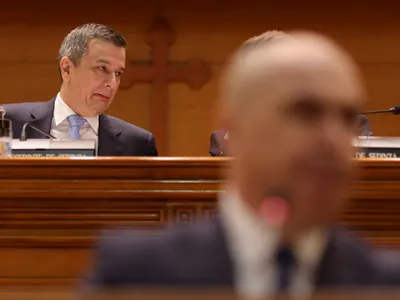 Sorin Grindenau, fost premier PSD și Ilie Bolojan, fost premier PNL Foto: INQUAM Photos/Octav Ganea