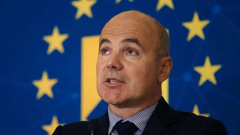 Rareş Bogdan: Politica lui Nehammer împotriva României şi împotriva migranţilor, bazată pe minciuni - Foto: Profimedia Images
