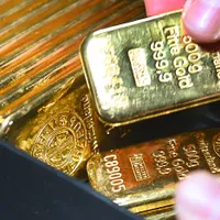 Lingouri de aur - Foto: Profimedia images