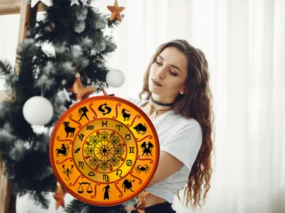 Horoscop 22 decembrie 2025 - Foto: Freepik, Pngwing.com (Imagine cu rol ilustrativ)