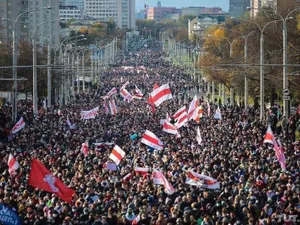 Bielorușii sunt victimele cenzurii autorităților/FOTO: Twitter@AlexKokcharov