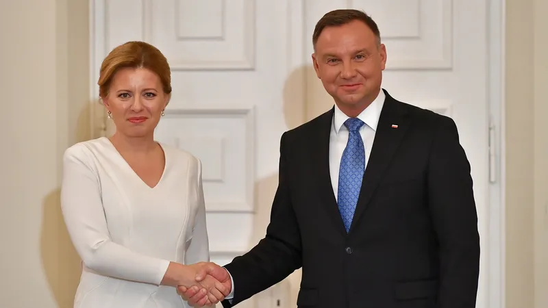 Preşedinta slovacă Zuzana Caputova şi omologul ei polonez Andrzej Duda. / Foto: polskieradio.pl
