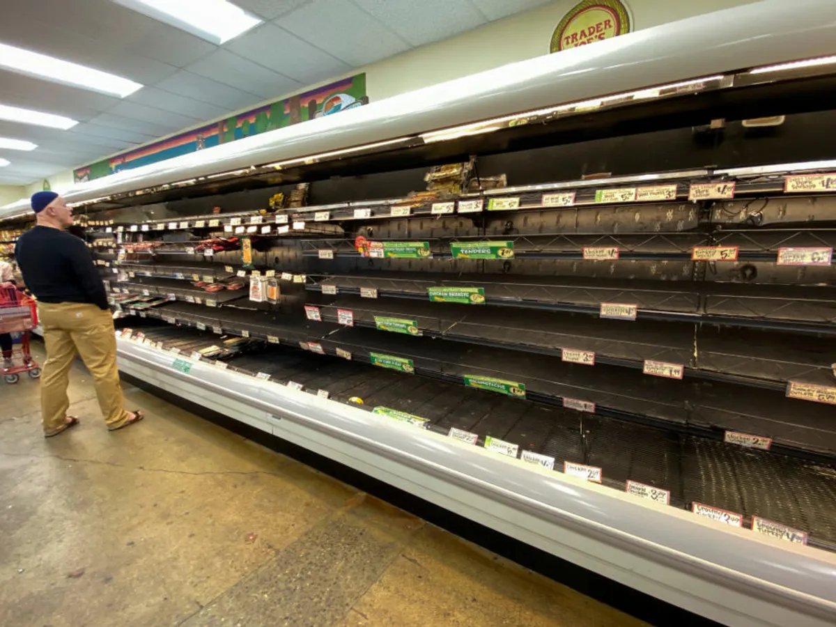 Guvernul chinez îndemnă oamenii să își facă provizii urgente de alimente/FOTO: pbs.org