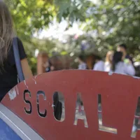 15 lei pentru meniul „Masa caldă” din școli. Elevii vor primi quinoa cu legume sau ciorbă de văcuţă Foto: Inquam Photos / Octav