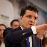 SONDAJ pentru prezidențiale publicat de Nicușor Dan. Simion și Ponta, pe primele locuri. Cine e pe 3 - Foto: Profimedia Images