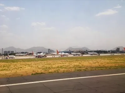 Străinii nu pot ajunge la aeroportul din Kabul/Foto: aa.com.tr