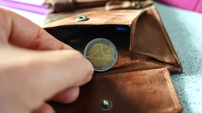 Moneda cu chip de femeie care valorează 25.000 €. De costă atât de mult? - Foto: Profimedia Images (rol ilustrativ)