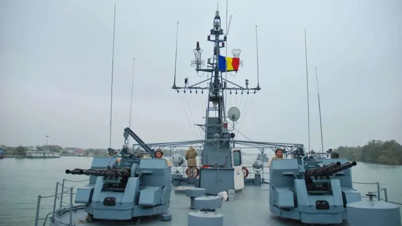 FOTO 350 de militari, o navă cu 96 de guri de foc, lansatoare de proiectile apără gurile Dunării / MapN