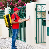 Primele decizii cu pensia recalculată, distribuite vineri. Care pensionari le vor primi cei dintâi? Foto: Freepik (fotografie cu caracter ilustrativ)