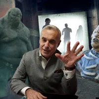 Rețeta "zombificării" românilor. Mesaje furate de Călin Georgescu din Stăpânul Inelelor sau Newsroom - Foto: Profimedia images (colaj)