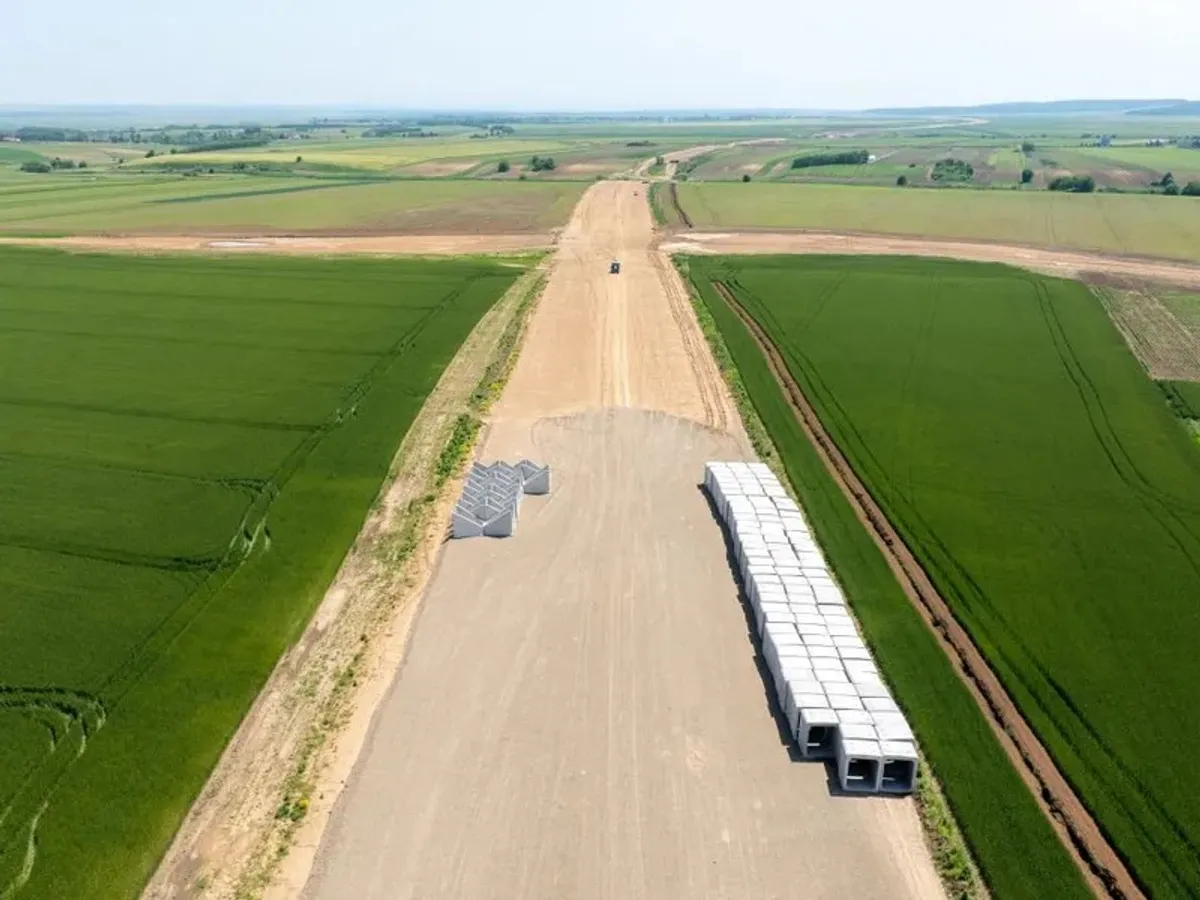 Poate să înceapă construcția lotului de 821.000.000 lei al Autostrăzii Unirii. Instanța a respins contestația