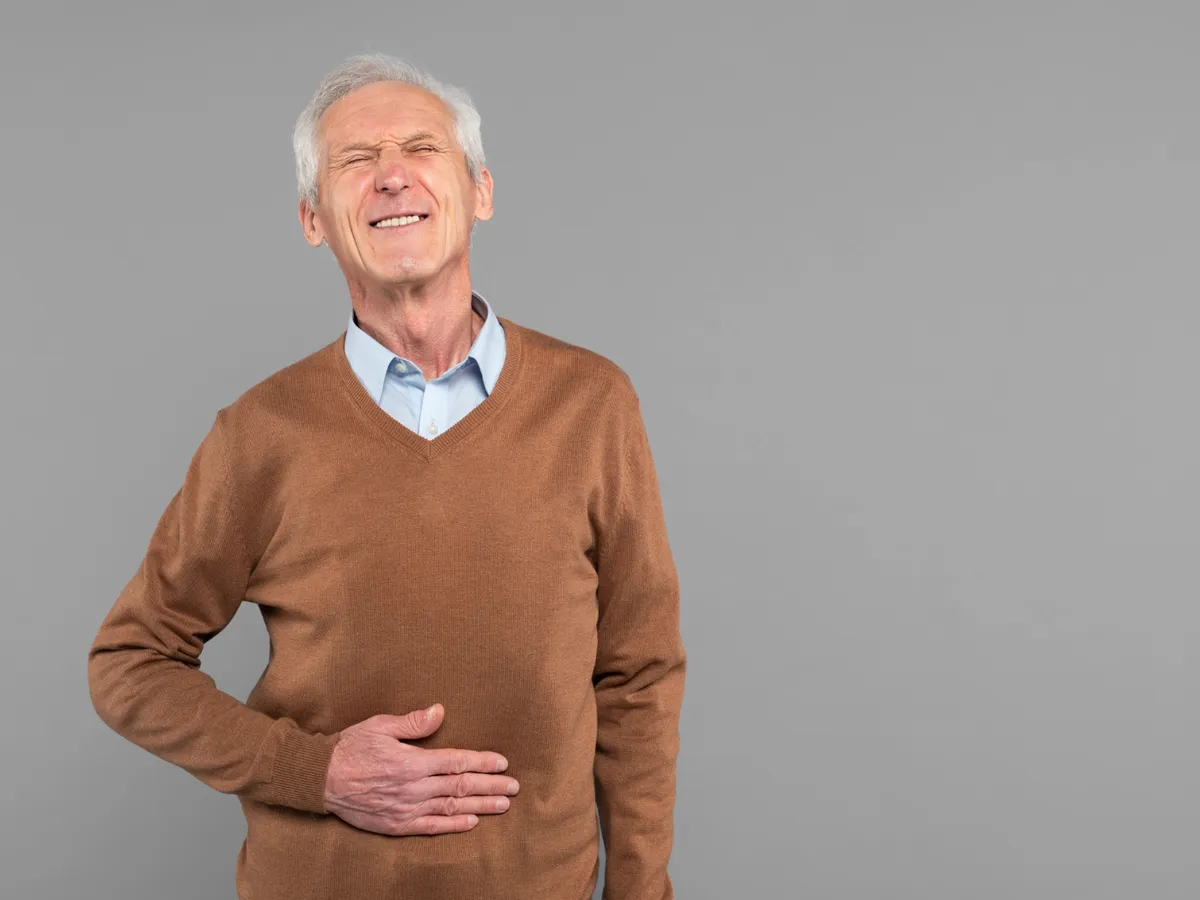 Ce să faci dacă ai mâncat prea mult la masa de Crăciun. Este timpul să mergi la spital sau să te odihnești?