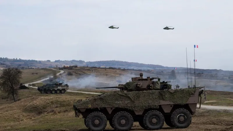 De ce stă România mai bine decât Ungaria, în ceea ce priveşte puterea ei militară - Foto: MApN.ro