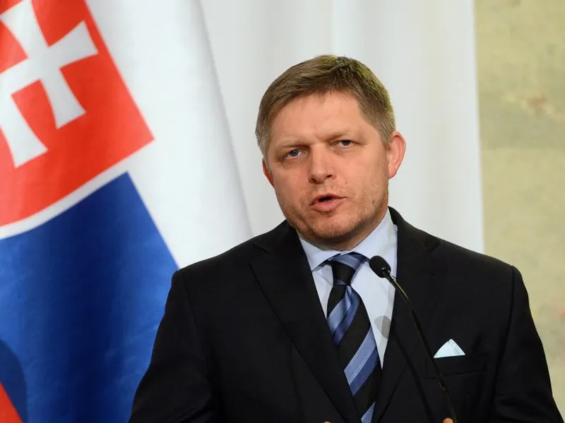 Robert Fico, reținut înaintea demonstrației contra restricțiilor impuse de guvernul de la Bratislava. FOTO: Facebook