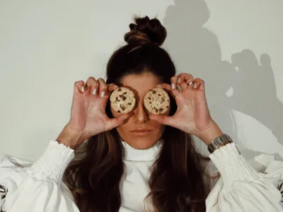 Ce să NU mai mănânci seara după 40 de ani. Îți afectează somnul și îți dă metabolismul peste cap - FOTO: Pexels (imagine cu rol ilustrativ)