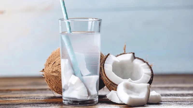 Apă de cocos