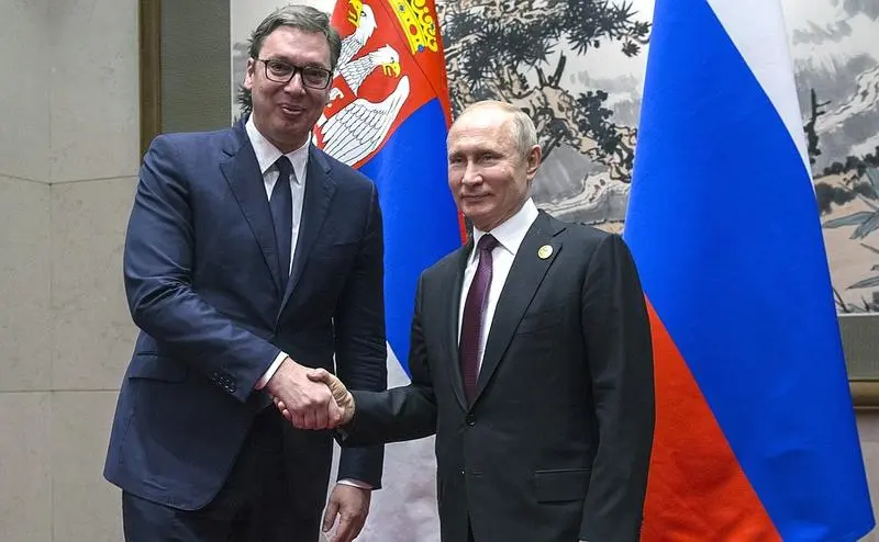 Aleksandar Vucic, președintele Serbiei, și omologul său rus. / Foto: hotnews.ro