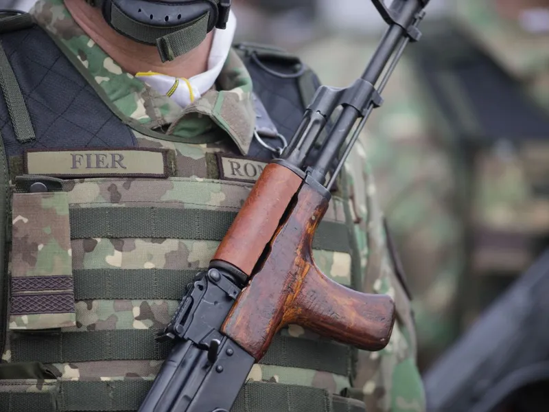 Această bază militară recrutează acum soldaţi gradaţi profesionişti - Foto: INQUAM PHOTOS / George Călin