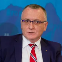 Cîmpeanu: Elevii care au contraindicaţii medicale vor avea acces în continuare la şcoala online