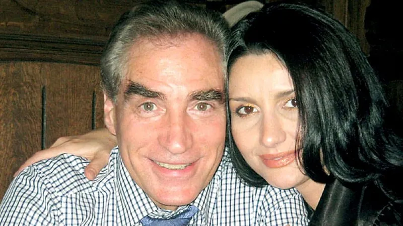 Petre Roman și Silvia - Foto: viva.ro