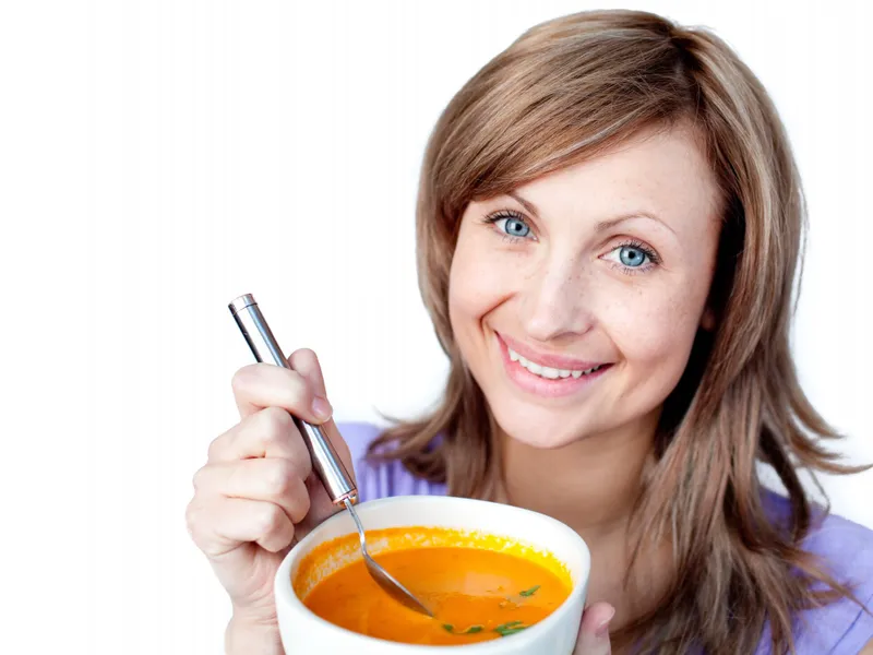Supa de roșii, beneficii ascunse pentru organismul tău. Conține vitamine A și C și te întinerește - Foto: Freepik (imagine cu rol ilustrativ)â