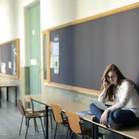 Amenzi de 1.000 de lei și muncă în folosul comunității pentru părinți dacă elevii nu ajung la școală - FOTO: Pexels