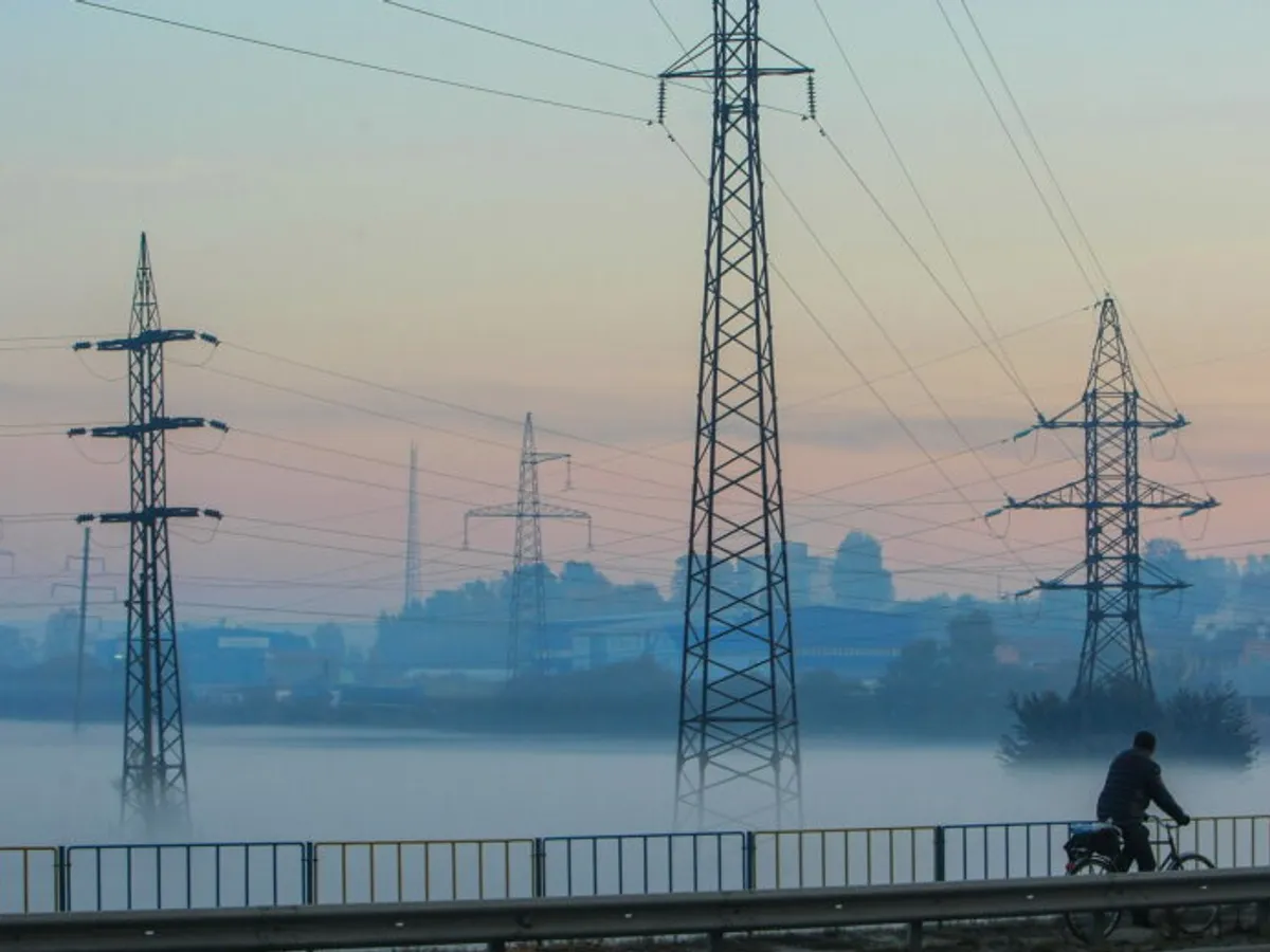 Linii de înaltă tensiune ale Ukrenergo în regiunea Kiev/Foto: Oleg Petrasiuk/  Kyiv Post