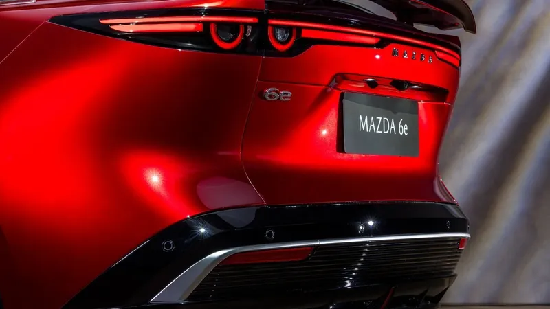 Și cel mai conservator constructor auto face pasul electric. „Limuzină” cu 552 km autonomie - Foto: Mazda