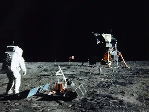 NASA va construi o staţie spaţială pe orbita Lunii împreună cu Agenţia Spaţială Europeană/FOTO: Getty