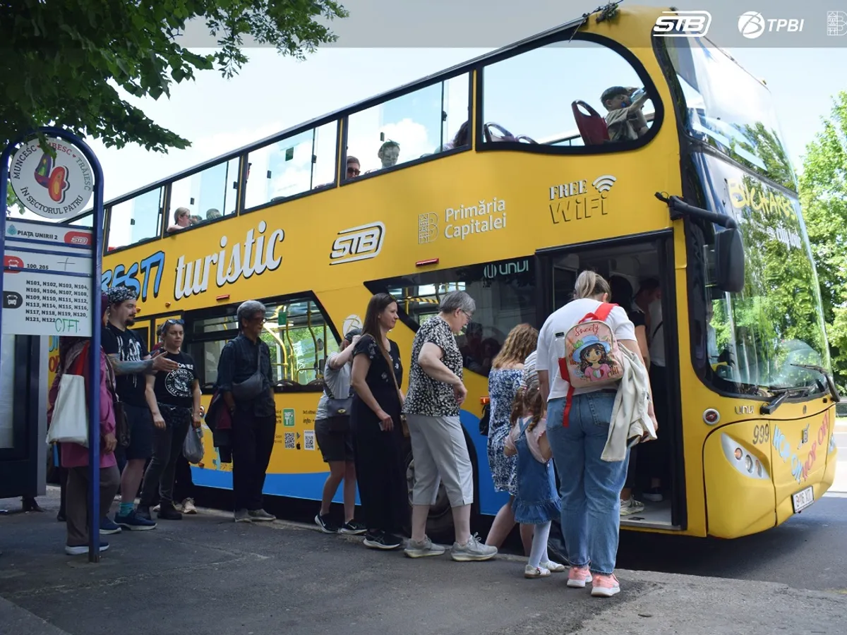 turiști Bucharest City Tour