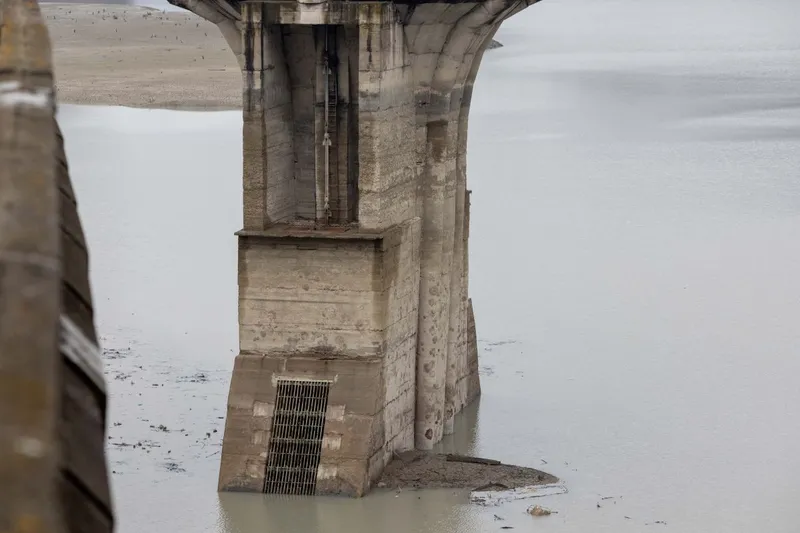 Barajul Paltinu, de pe Valea Doftanei, unde sunt problemele - Foto: INQUAM PHOTOS/Ovidiu Micsik