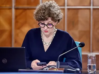 Vicepremierul interimar Oana Gheorghiu - Foto: Facebook/Oana Gheorghiu