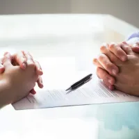 Cum a încercat un bărbat să nu-i plătească pensie alimentară fiului său. Mama abia supraviețuia  - Foto: Profimedia / imagine rol lustrativ