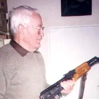 Povestea maistrului care a inventatn primul pistol-mitralieră fabricat în România. Avea doar 17 ani - Foto: Adevărul.ro