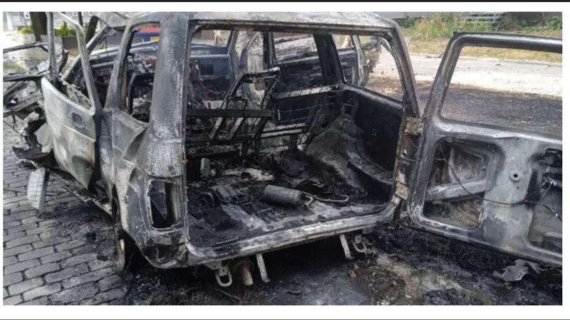 Mașina „comandantului” din Berdiansk a sărit în aer/foto: pravda.com.ua