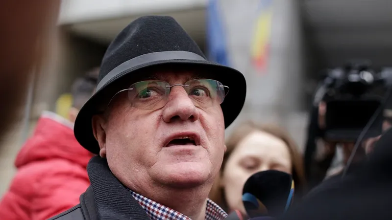 Dumitru Dragomir ia o pensie uriașă Foto: INQUAM Photos/Octav Ganea