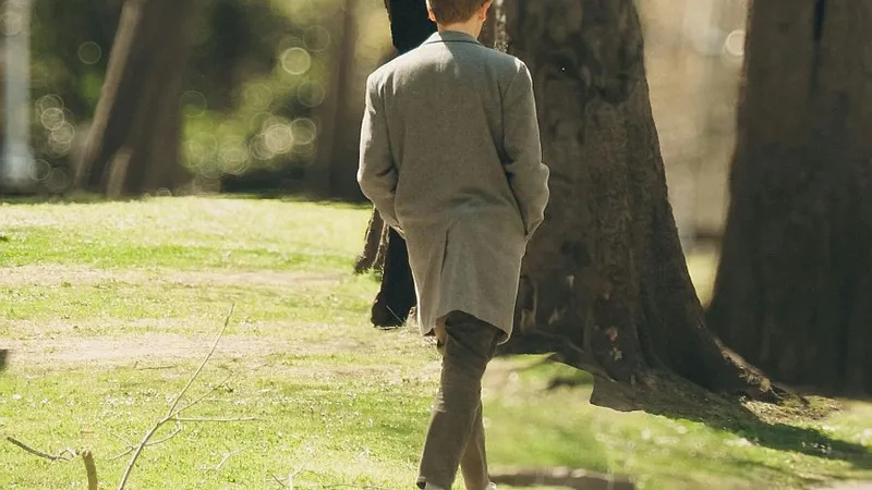 Plimbare ocazională într-un parc însorit, primăvara - Foto: Pexels/Afitab