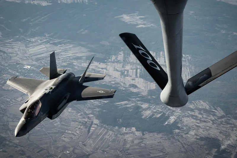 Primele trei avioane de v&acirc;nătoare F-35 au plecat din SUA către Polonia - Foto: Profimedia Images (imagine cu rol ilustrativ)