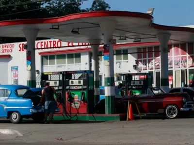 Benzinărie în Cuba - Foto: havanatimes.org