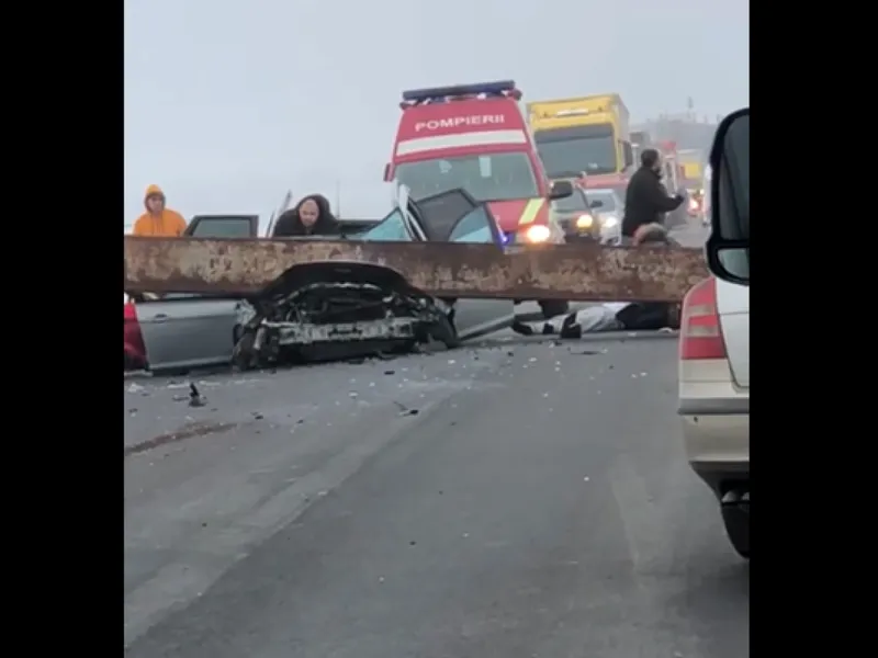 Tragedie cu 3 victime în Olt după ce un buldoexcavator a dărâmat un limitator de peste o mașină - Foto: Facebook/Fili Gubendreanu