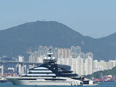 Yahtul Nord, al lui Alexei Mordaşov, ancorat în octombrie 2022 în apele Hong Kongului - Foto: Profimedia Images