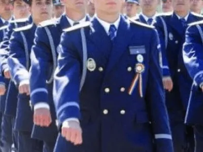  „Au nevoie doar de proști fără studii”. Masterul de la Academia de Poliție care produce ofițeri într-un an este contestat. Explicațiile instituției