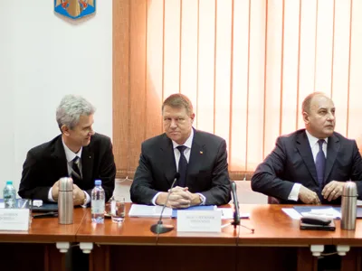 Judecatorul Adrian Bordea, presedintele CSM, presedintele Klaus Iohannis si vicepresedintele CSM, procuror Gheorghe Muscalu în 2014 - Foto: INQUAM PHOTOS / Octav Ganea