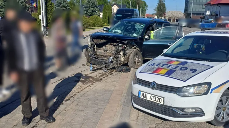 Un șofer băut a provocat un accident grav în Suceava. Viceprimarul unei localități a fost rănit Foto: ISU Suceava