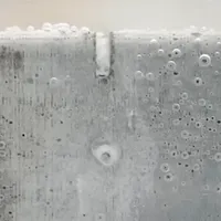 Un nou tip de beton care se repară singur: folosește o enzimă din sânge care „mănâncă” CO2. / Foto: captură video