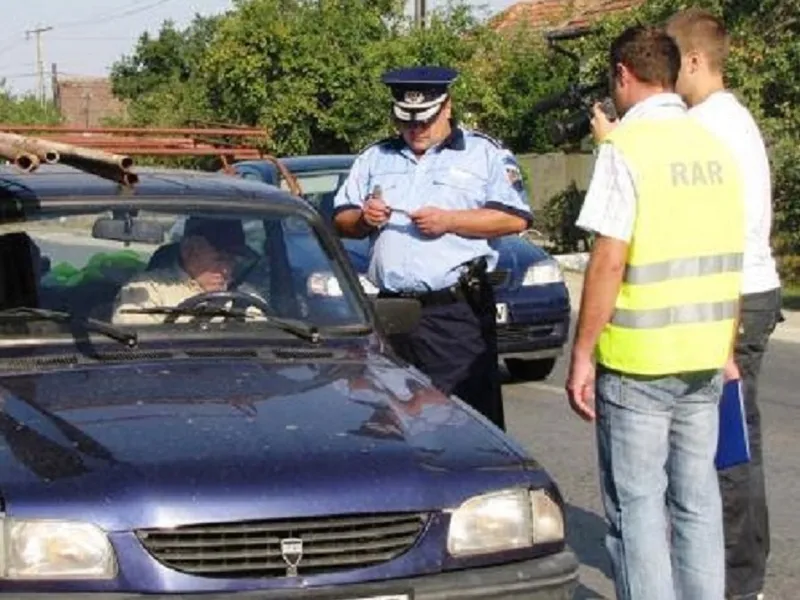 Sentință de 18 luni de închisoare pentru o mită de 50 de lei dată unui polițist