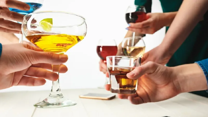 Ce înseamnă consum moderat de alcool? Cât poți să bei fără niciun risc? - Foto: Freepik.com (rol ilustrativ)
