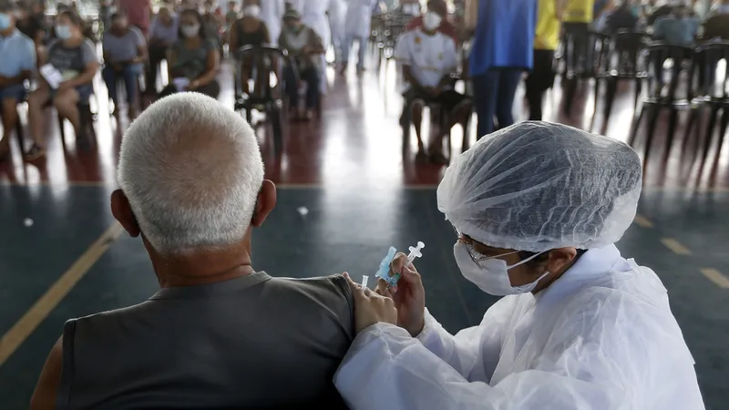 A treia doză de Pfizer, 86% eficientă/Foto: globaltimes